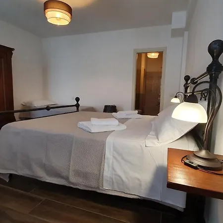 Maison d'hôtes Domu Nosta Di Giulio & Ignazia Room3 Capitana